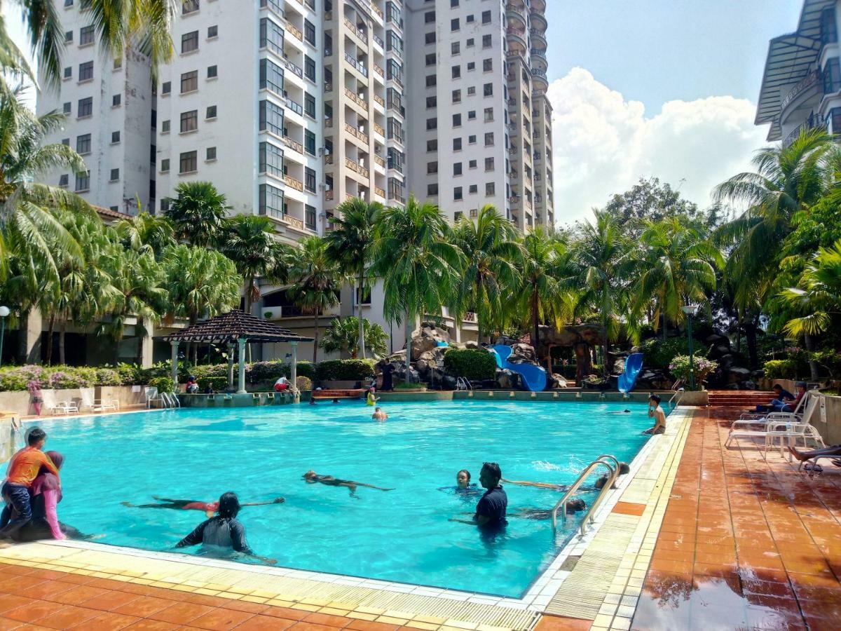 Costa Mahkota Aparthotel Malacca Ngoại thất bức ảnh