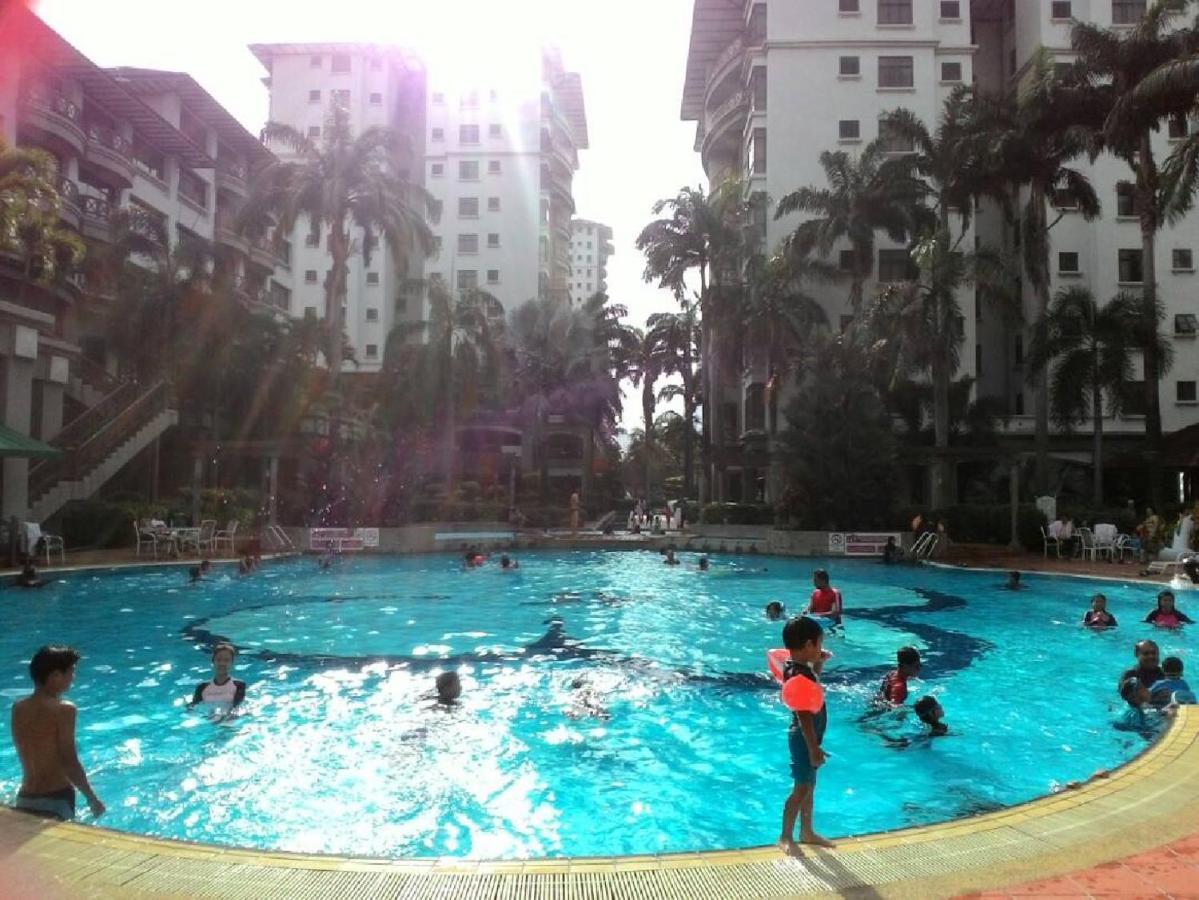 Costa Mahkota Aparthotel Malacca Ngoại thất bức ảnh
